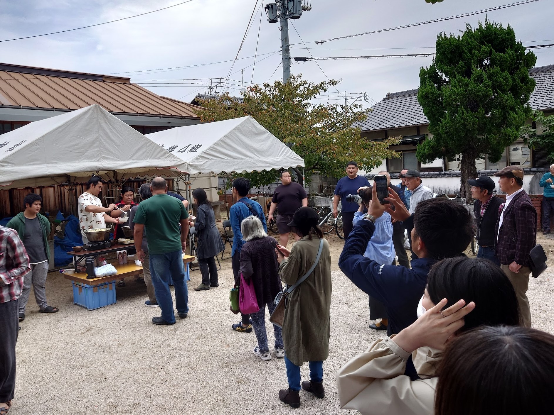 会場の古賀神社