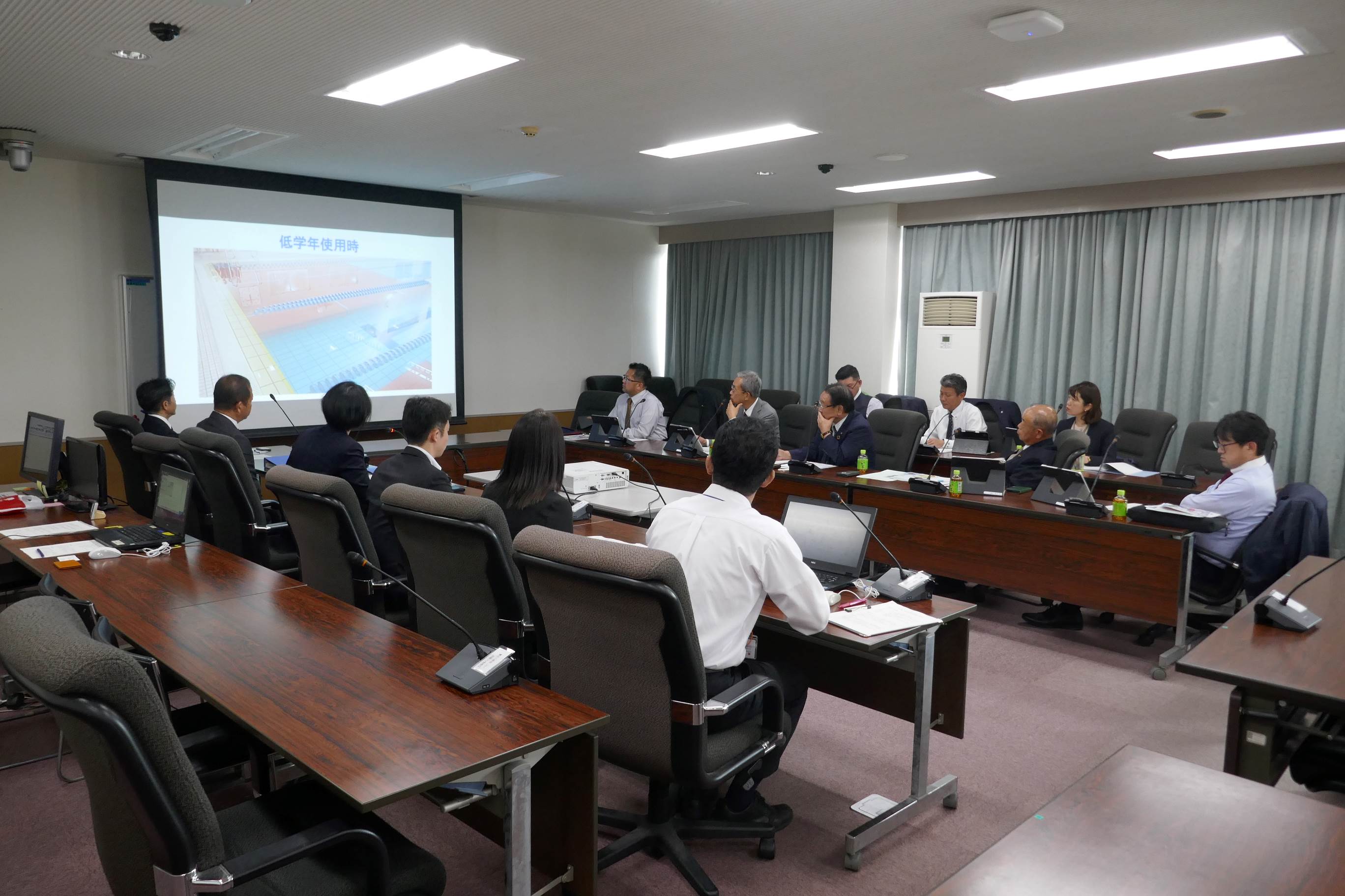 栃木県さくら市議会文教厚生委員会の皆さんが視察に来られました